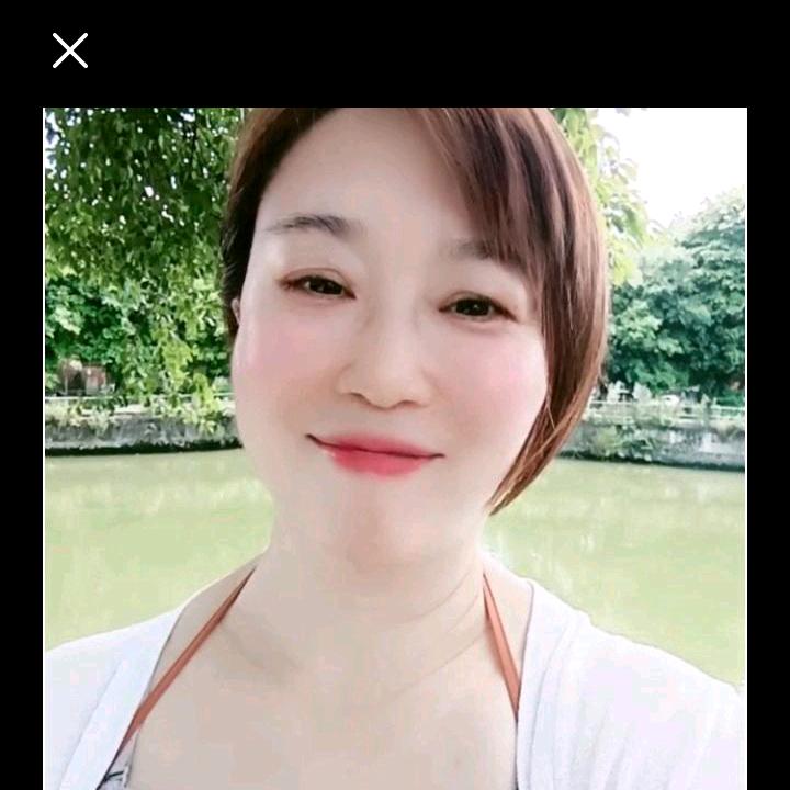 莫水秀