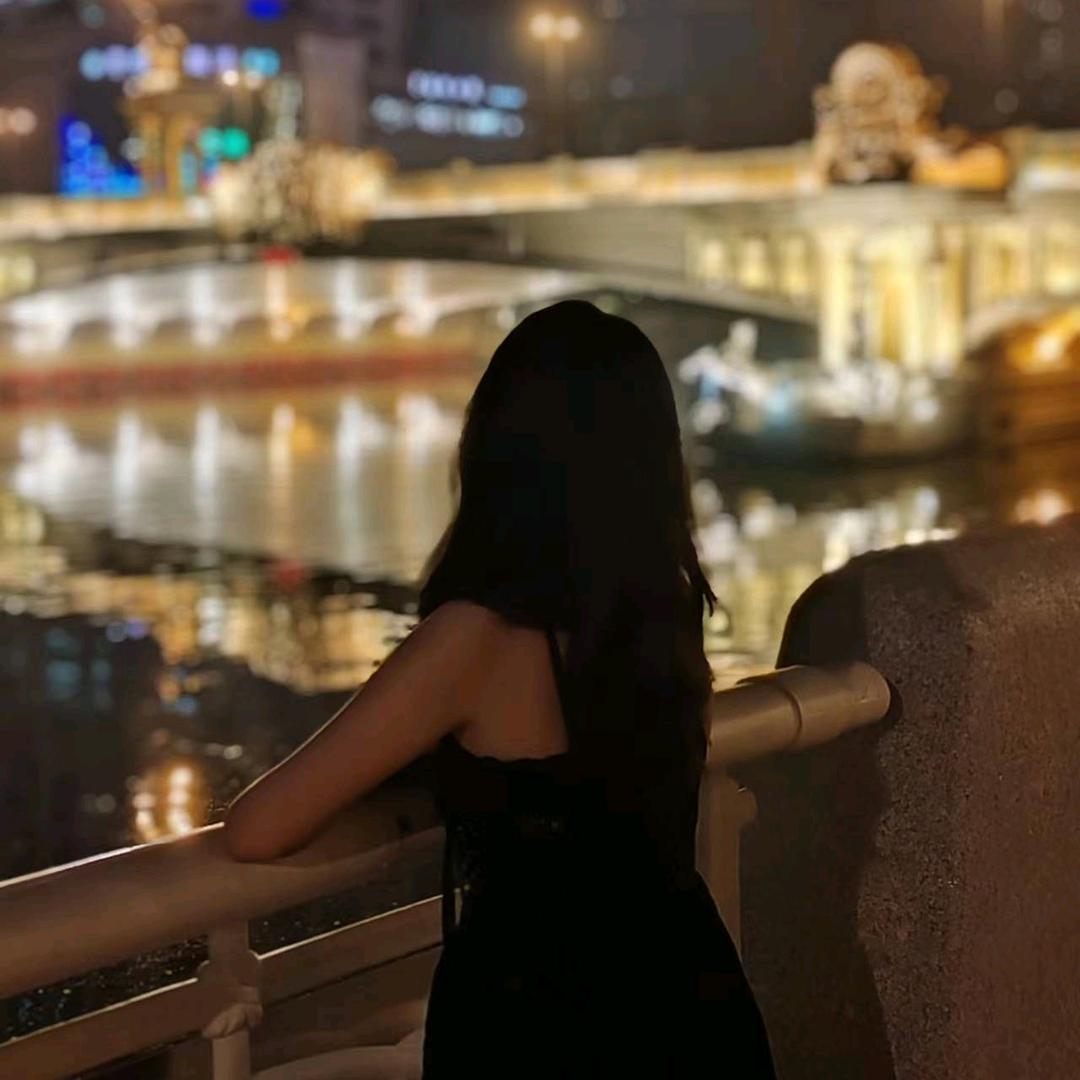 财财nice头像