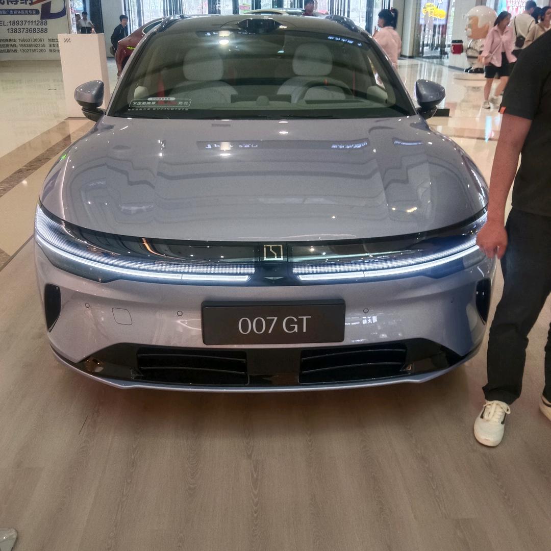 小刘