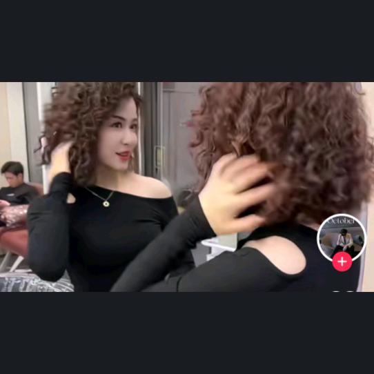 爱臭美的💃丈母娘👠