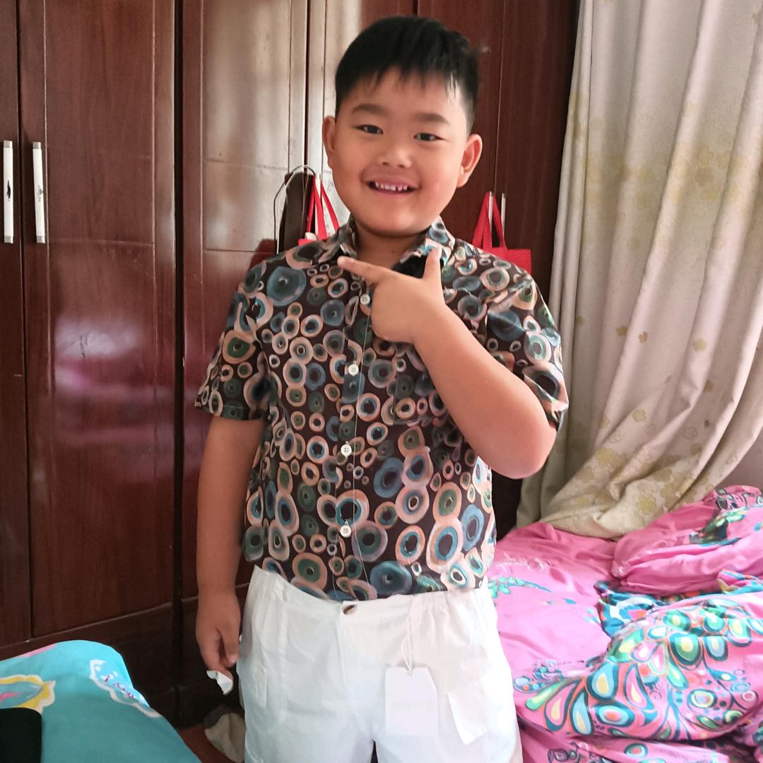 鱼在水中游