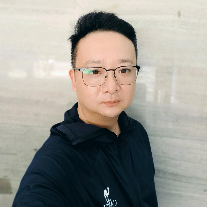 双虎整体装饰刘显