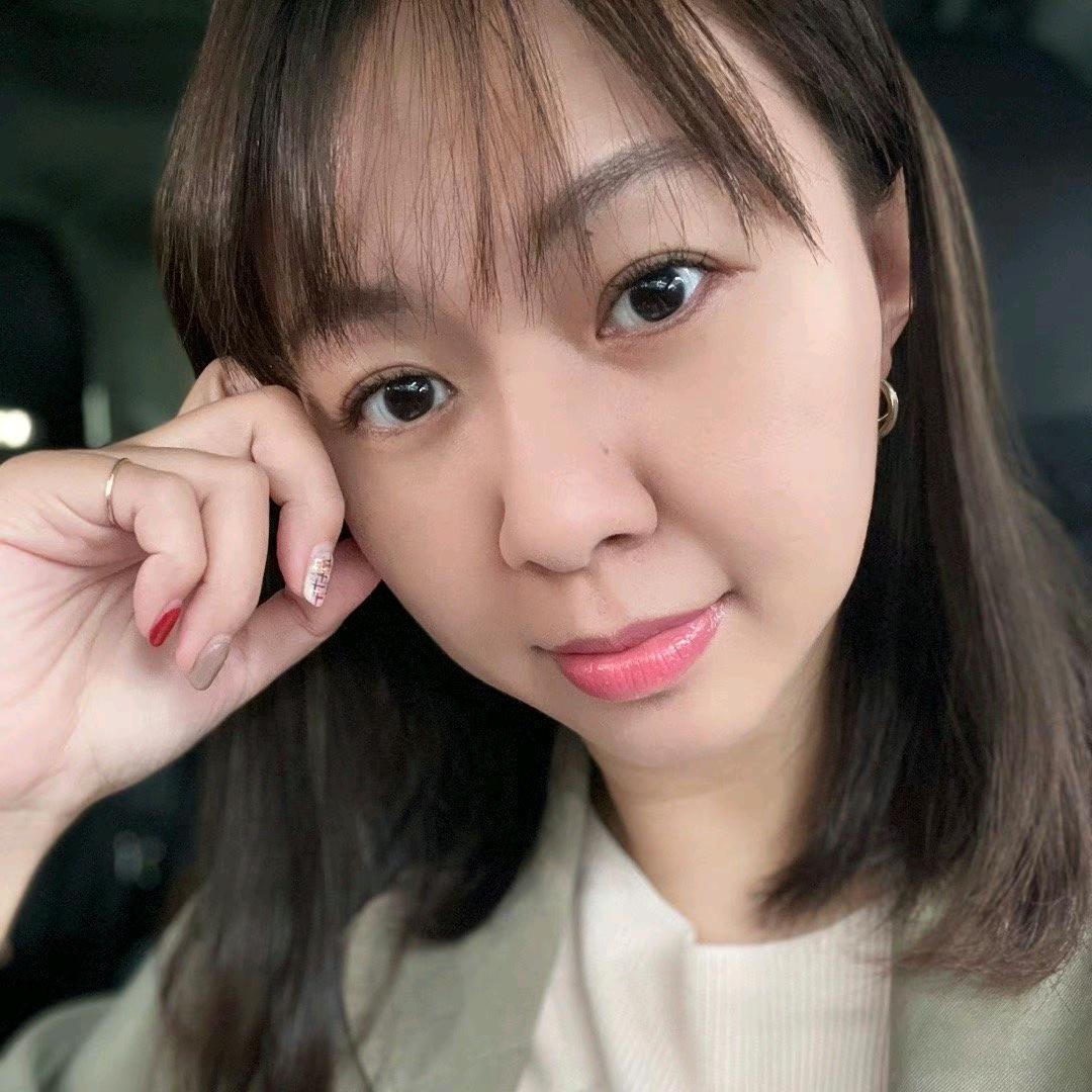玉面刘郎（爱依婷）
