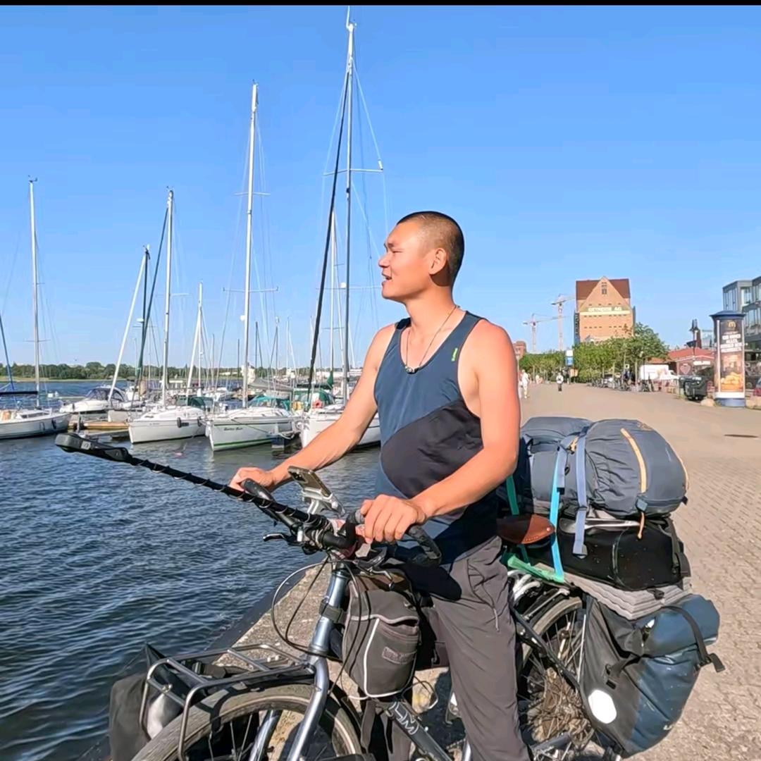 湖挑战世界之旅-麟霄