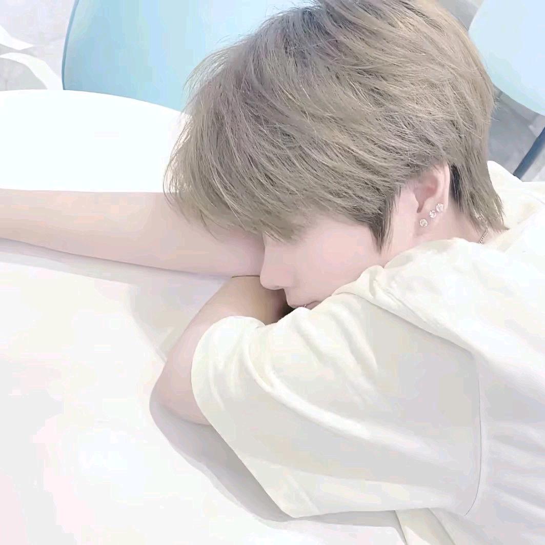 不同哥哥
