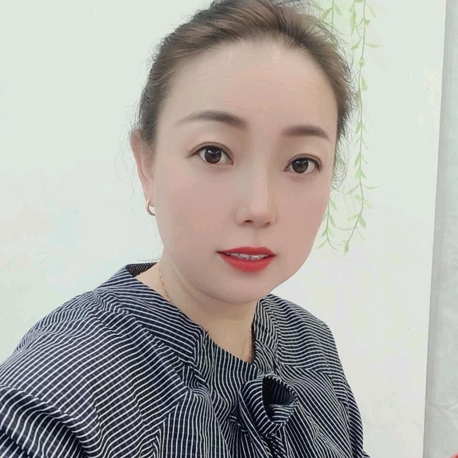 果小妹对口型唱歌