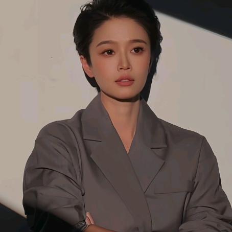 老贝_Bay【轻奢女装】