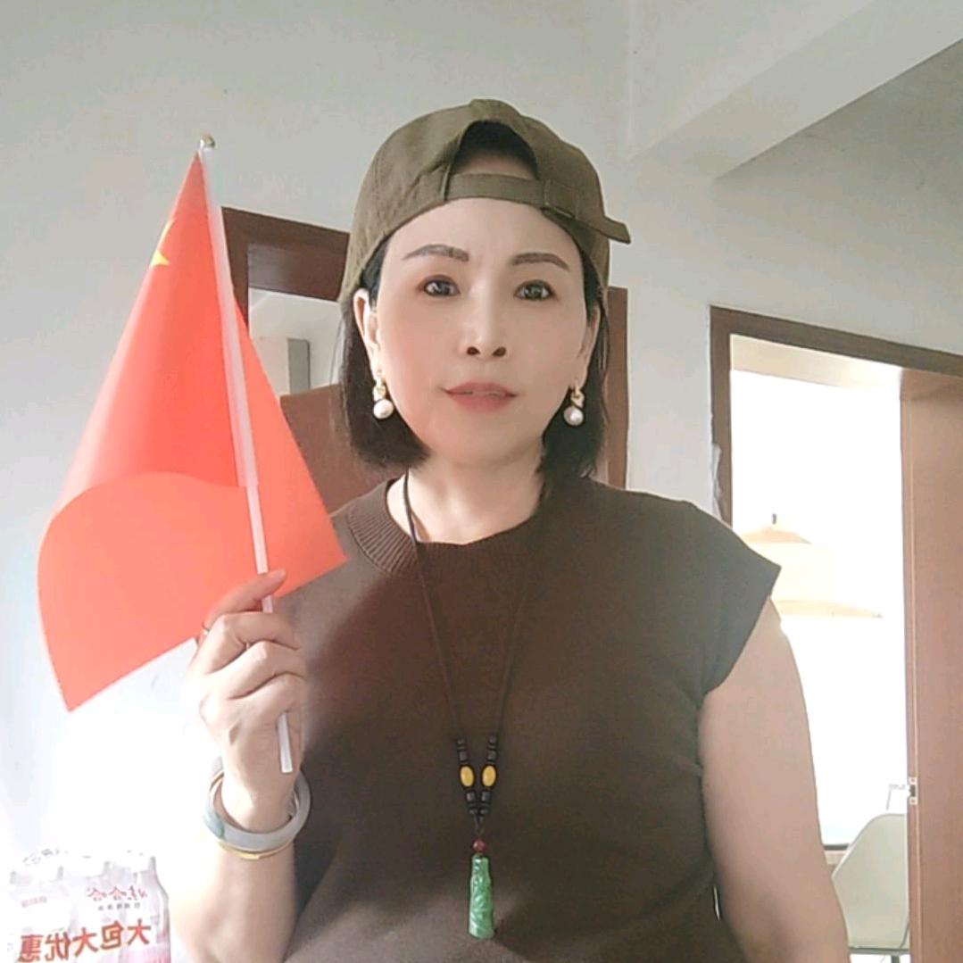 老李家的小姐姐