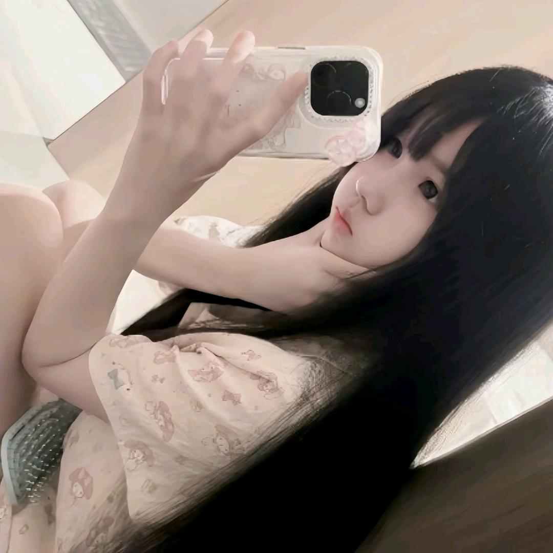 ly头像