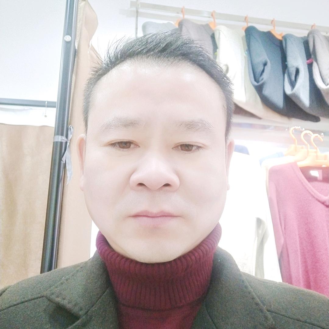 宏鑫高端潮流服饰