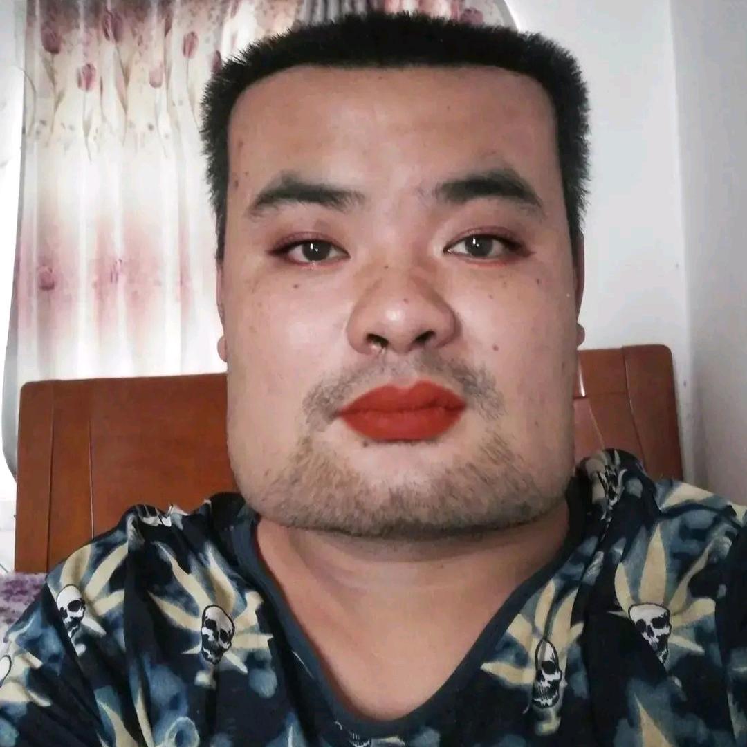 再见已是两娃妈