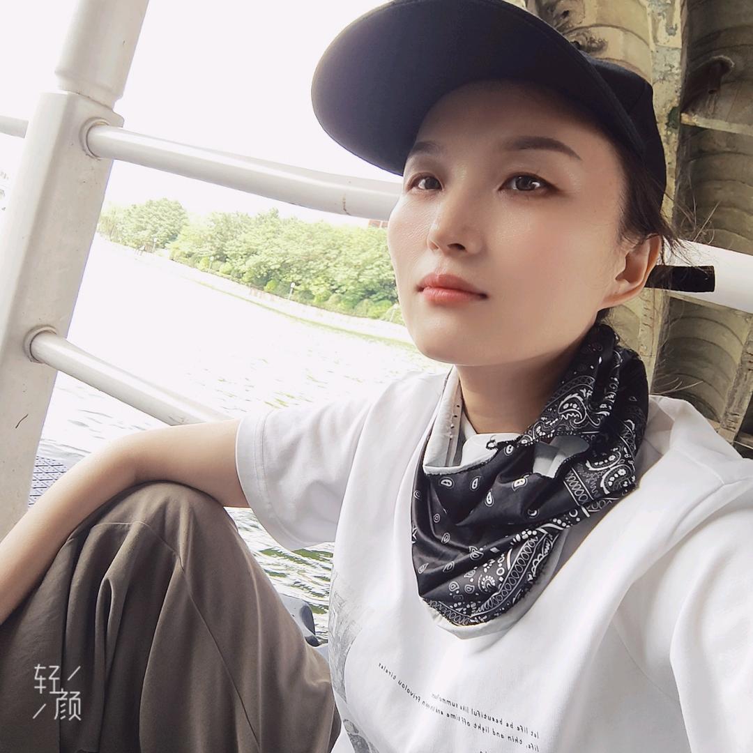 提笔落诗行……