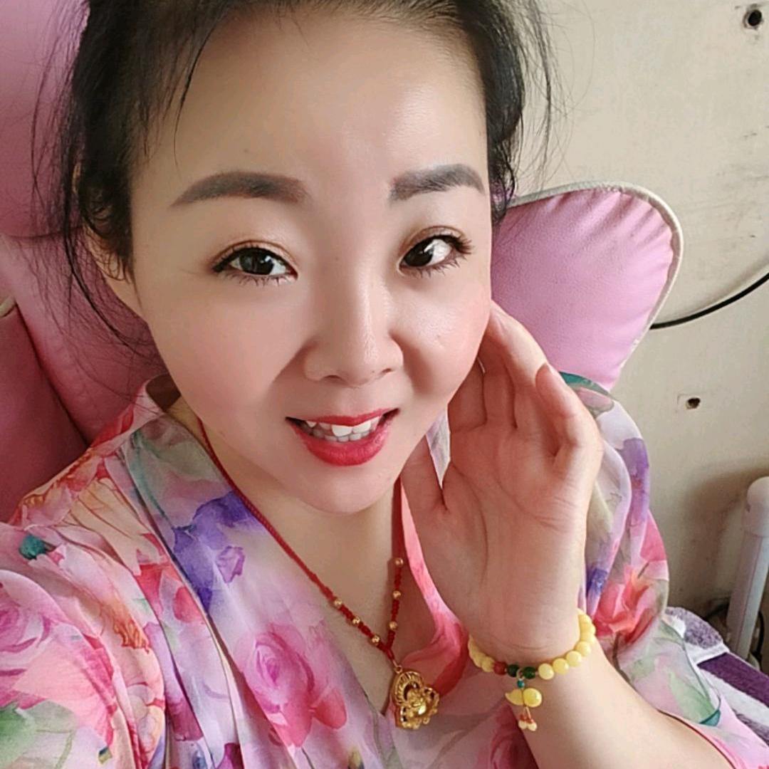 我是幸福的小猪😊