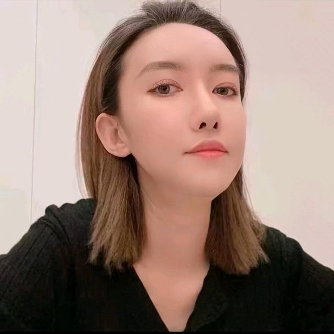 张张越爆款穿搭