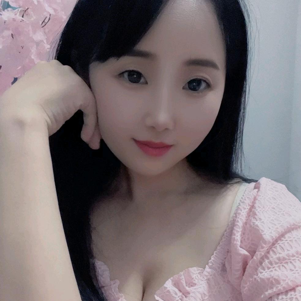 欣月