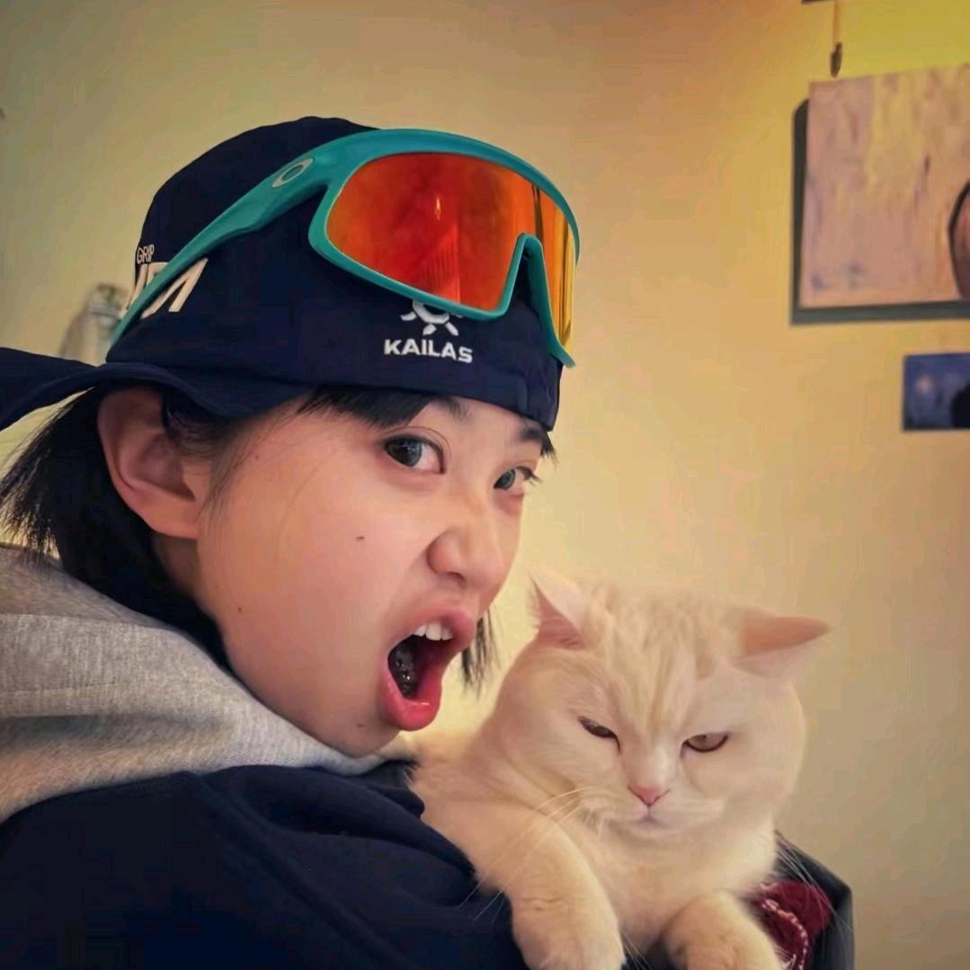 𝐋𝐢𝐥𝐢𝐮𝐦