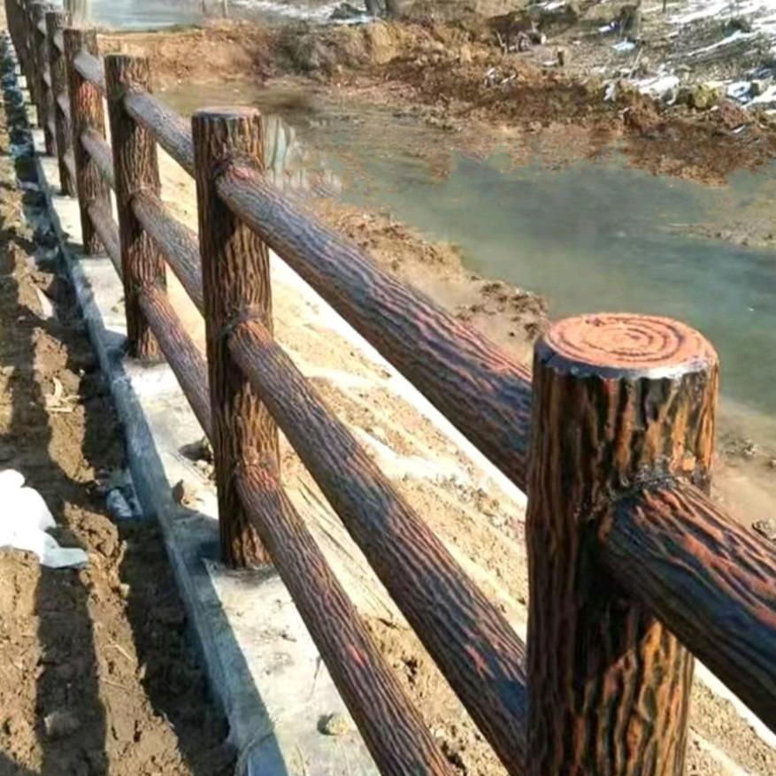 华南水泥护栏工厂小哥
