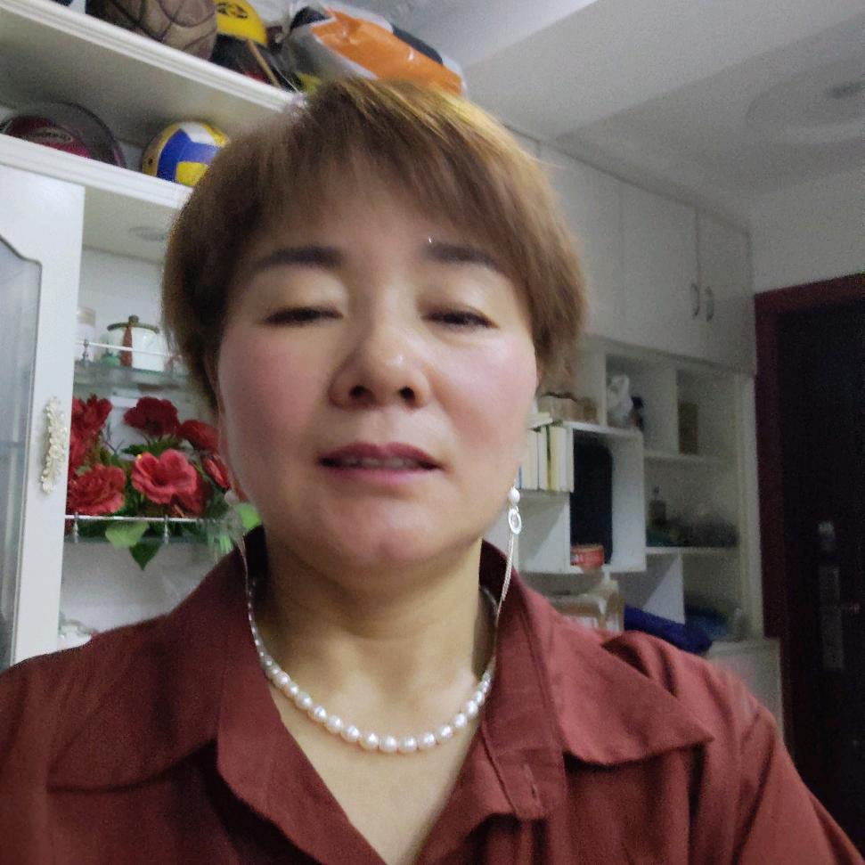 杨大妹，手撕兔