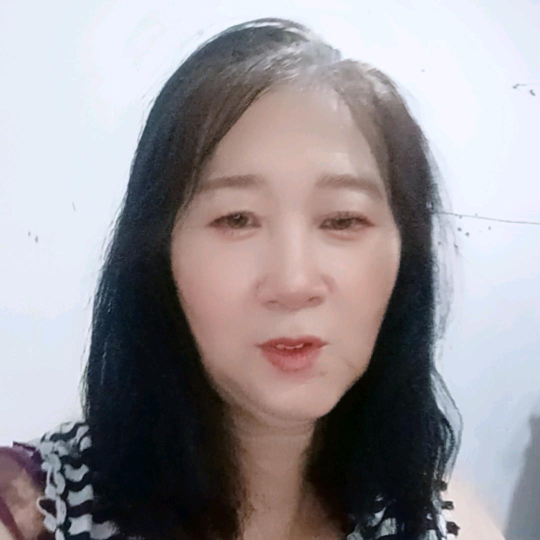爱笑的女人