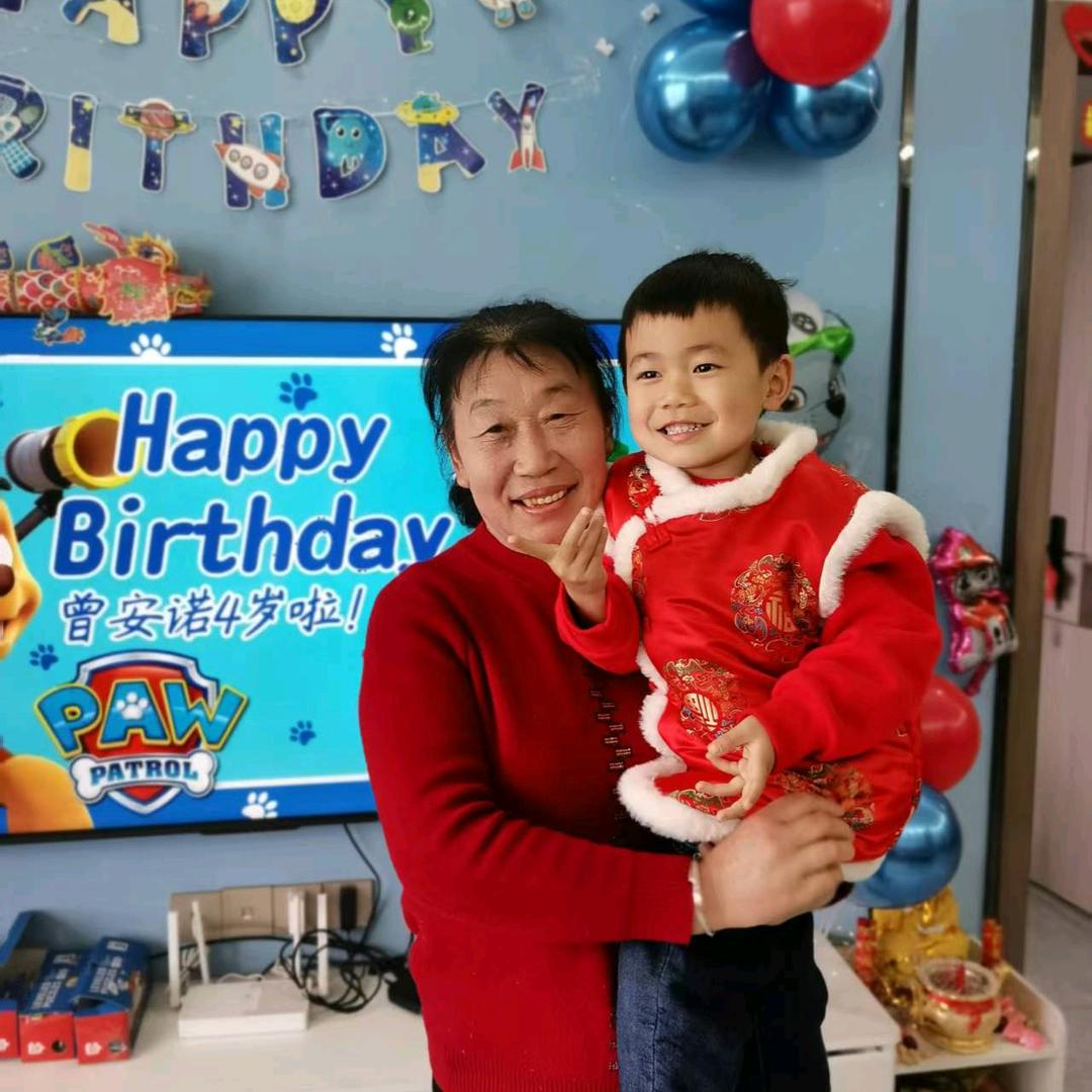 诺诺奶奶-张玉玲