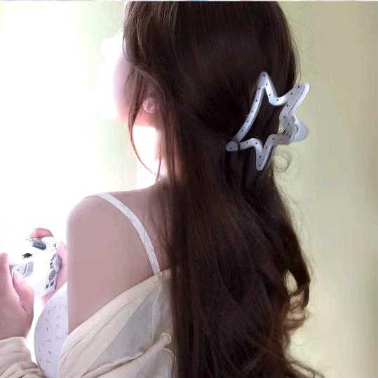 萌动