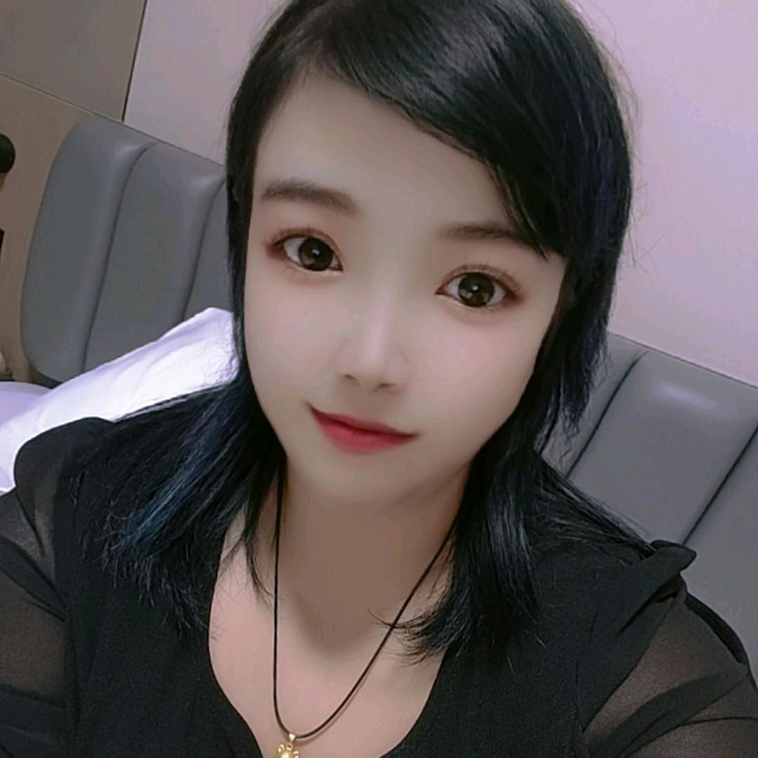 丫头💃🏻坏坏