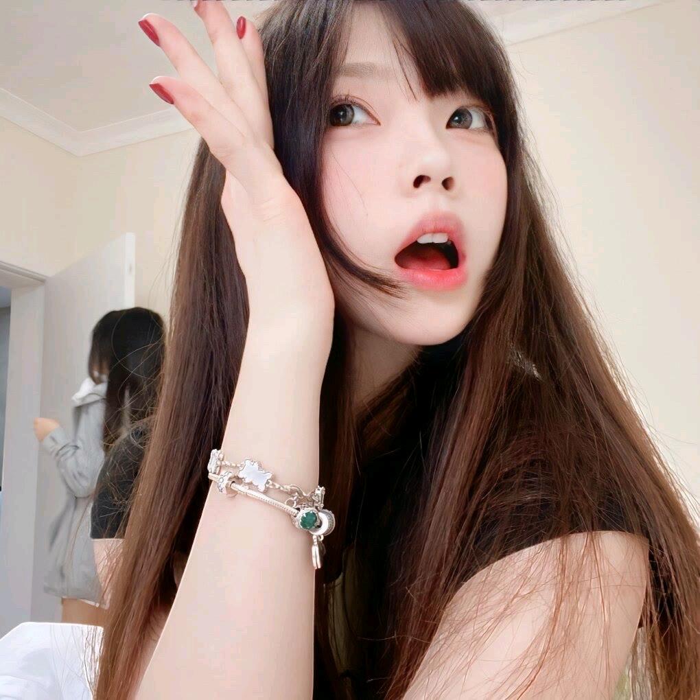 婷婷玉立