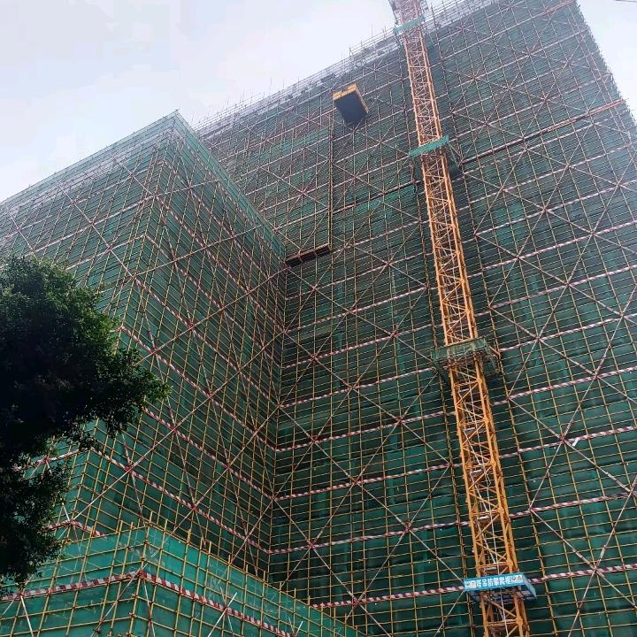 忘了他吧，希望你别丢下我