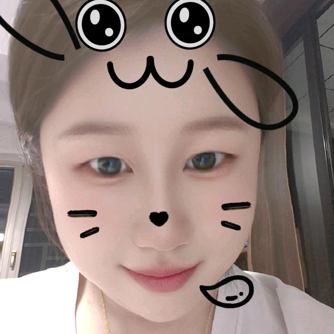 晶晶（粗鲁姐）