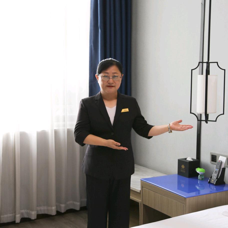龙园宾馆陈晓红