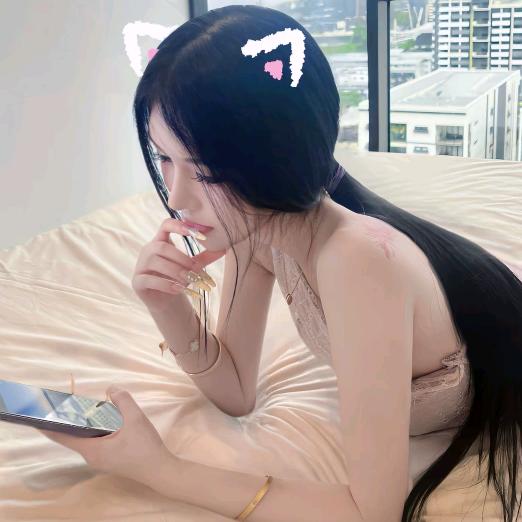 猫猫大王.