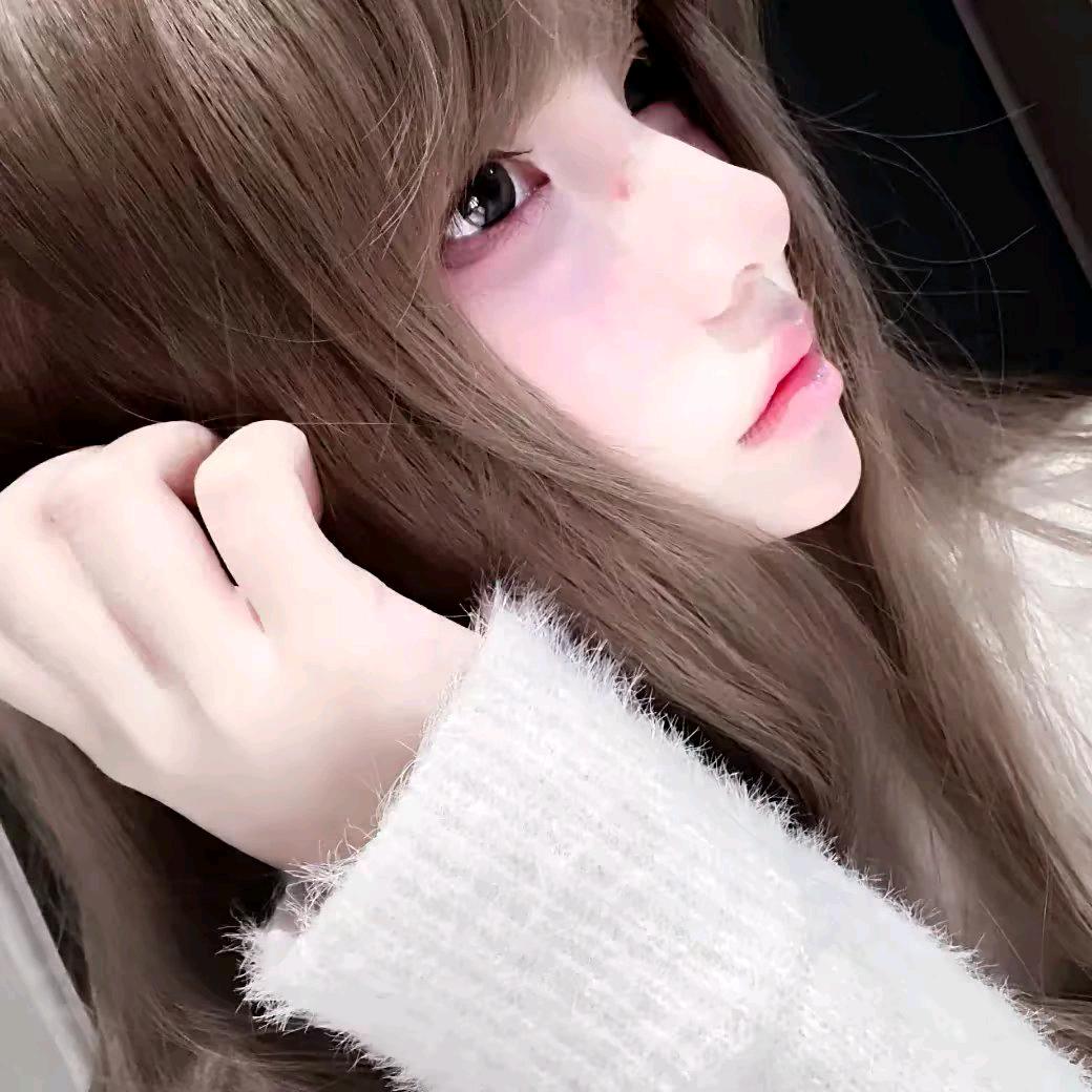 左手食指有颗痣