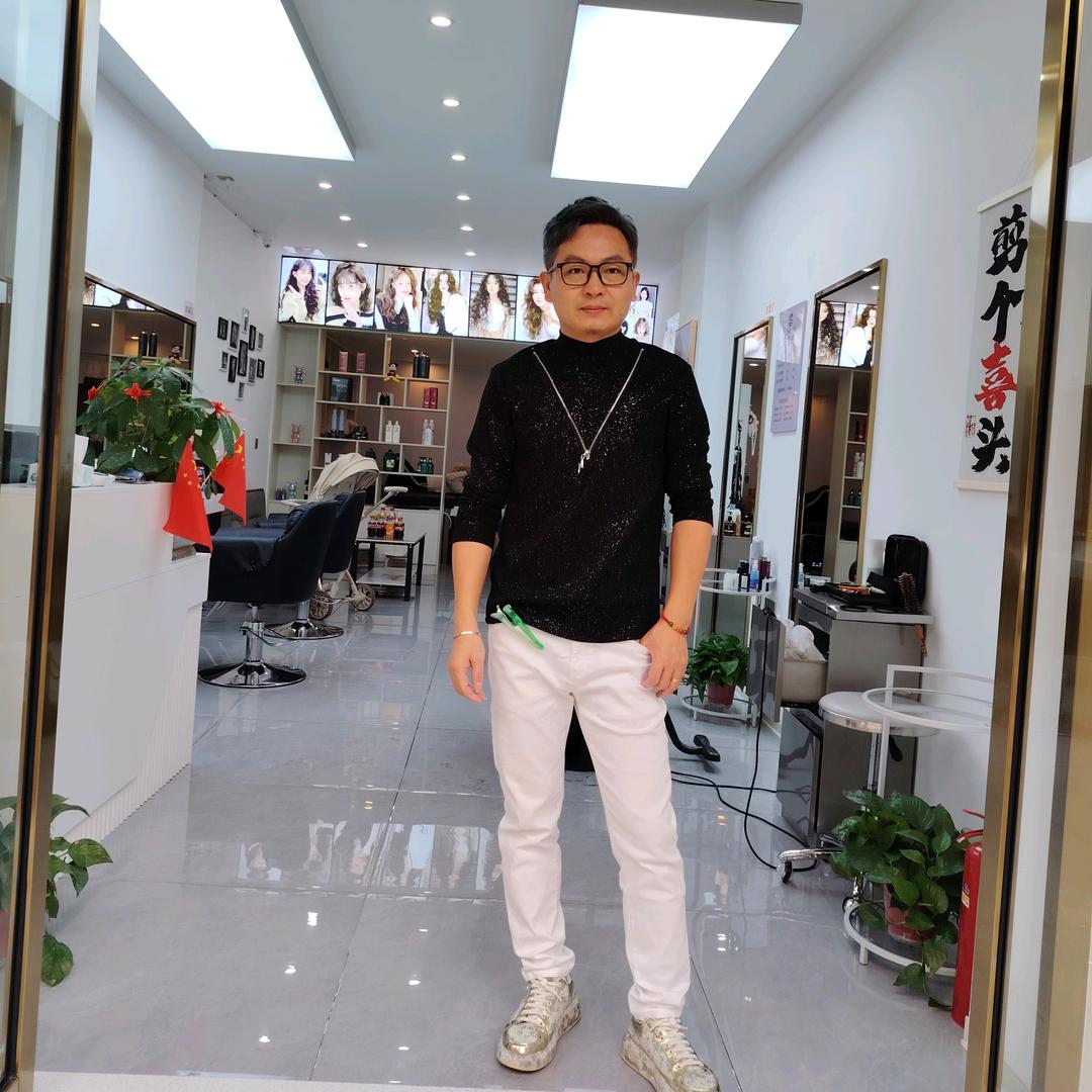 飞尚发型工作室