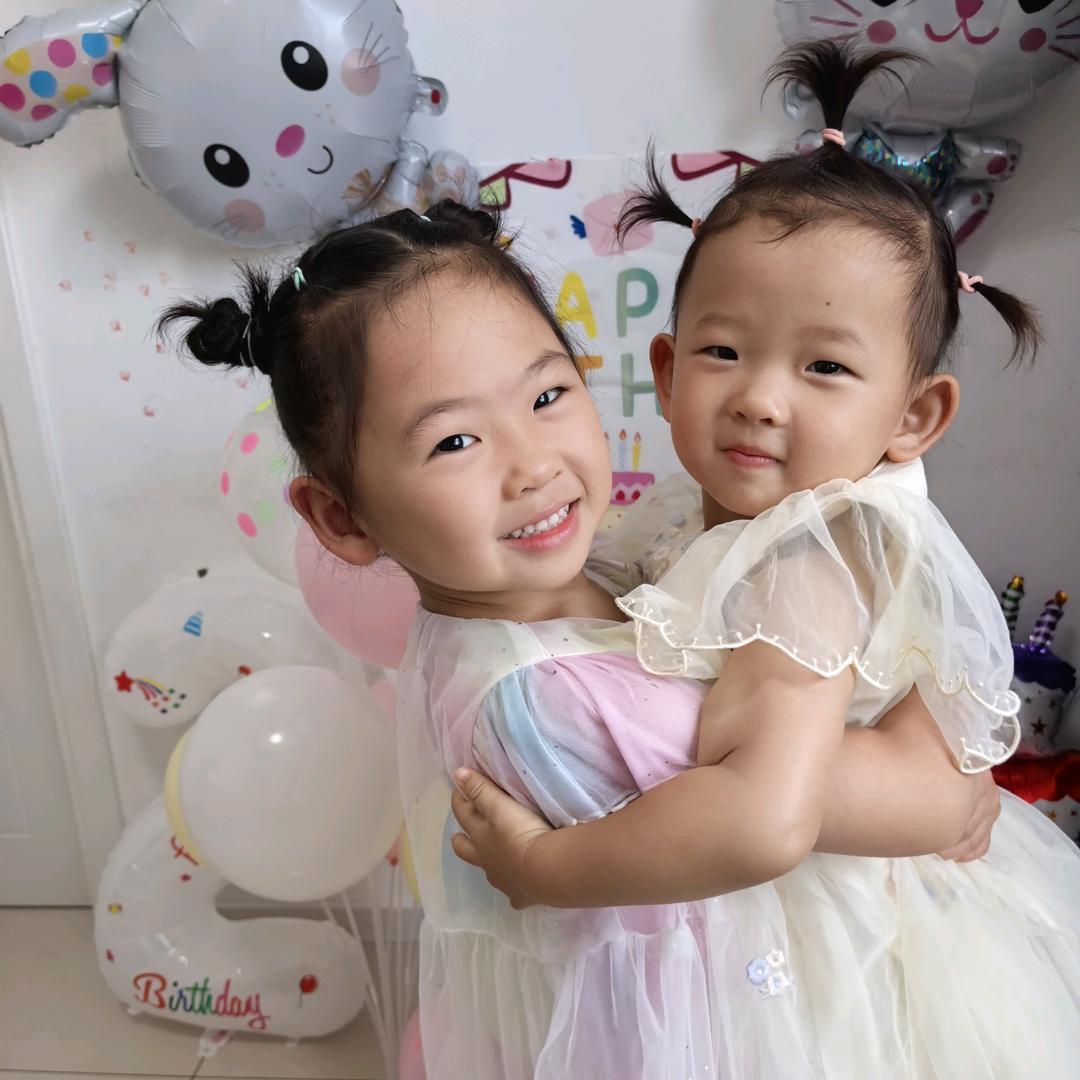 昕甜姐妹俩～