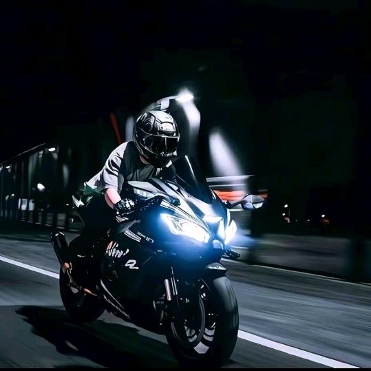 夏夏🏍️🏍️