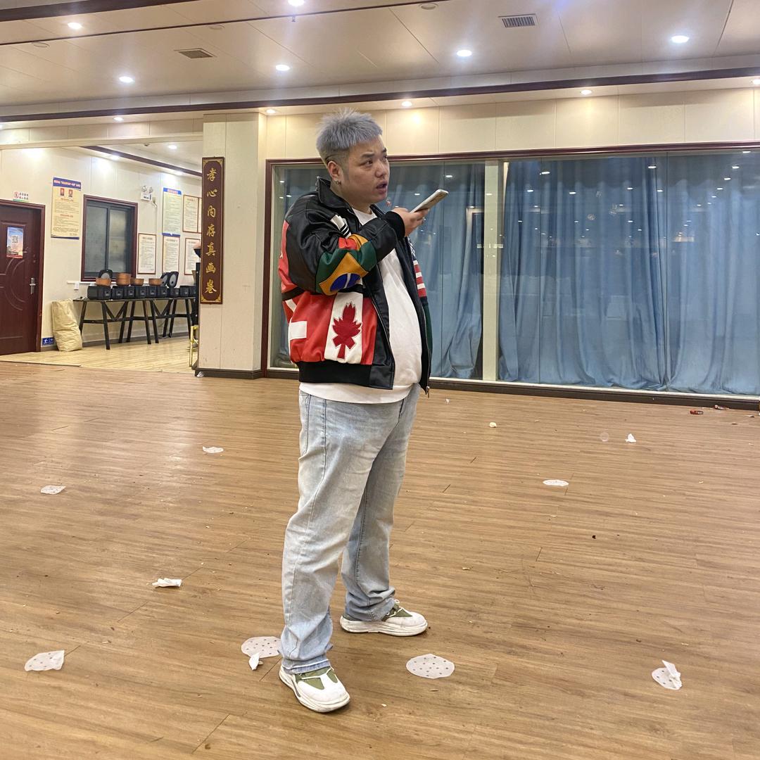 乡村帅小伙～