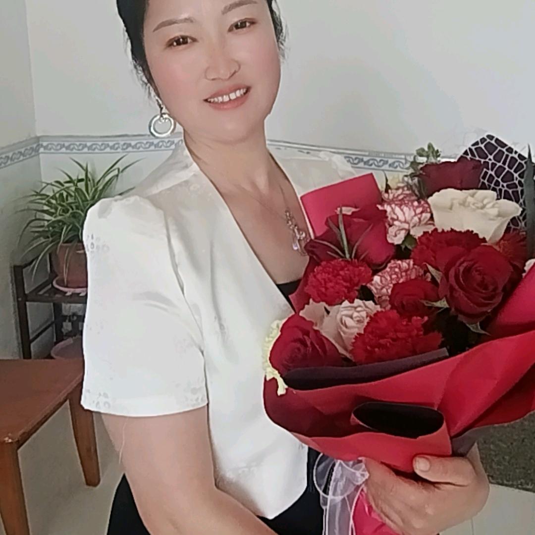 张 姐。新人直播上午10—11.30