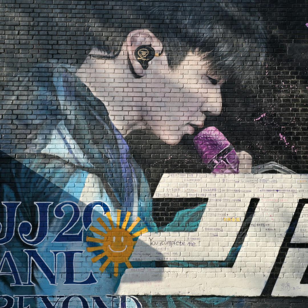JM1981327