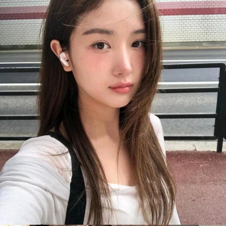 丞诗桉
