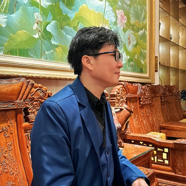 遂宁红哥（爰唱歌）