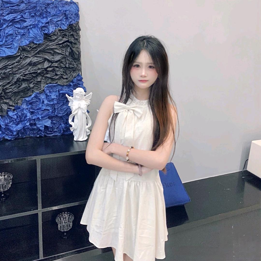 妍小宝