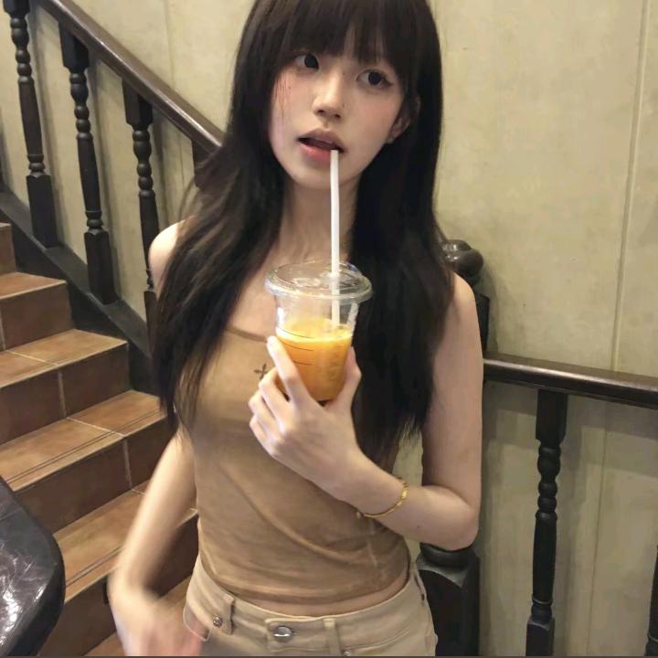 李挽言.
