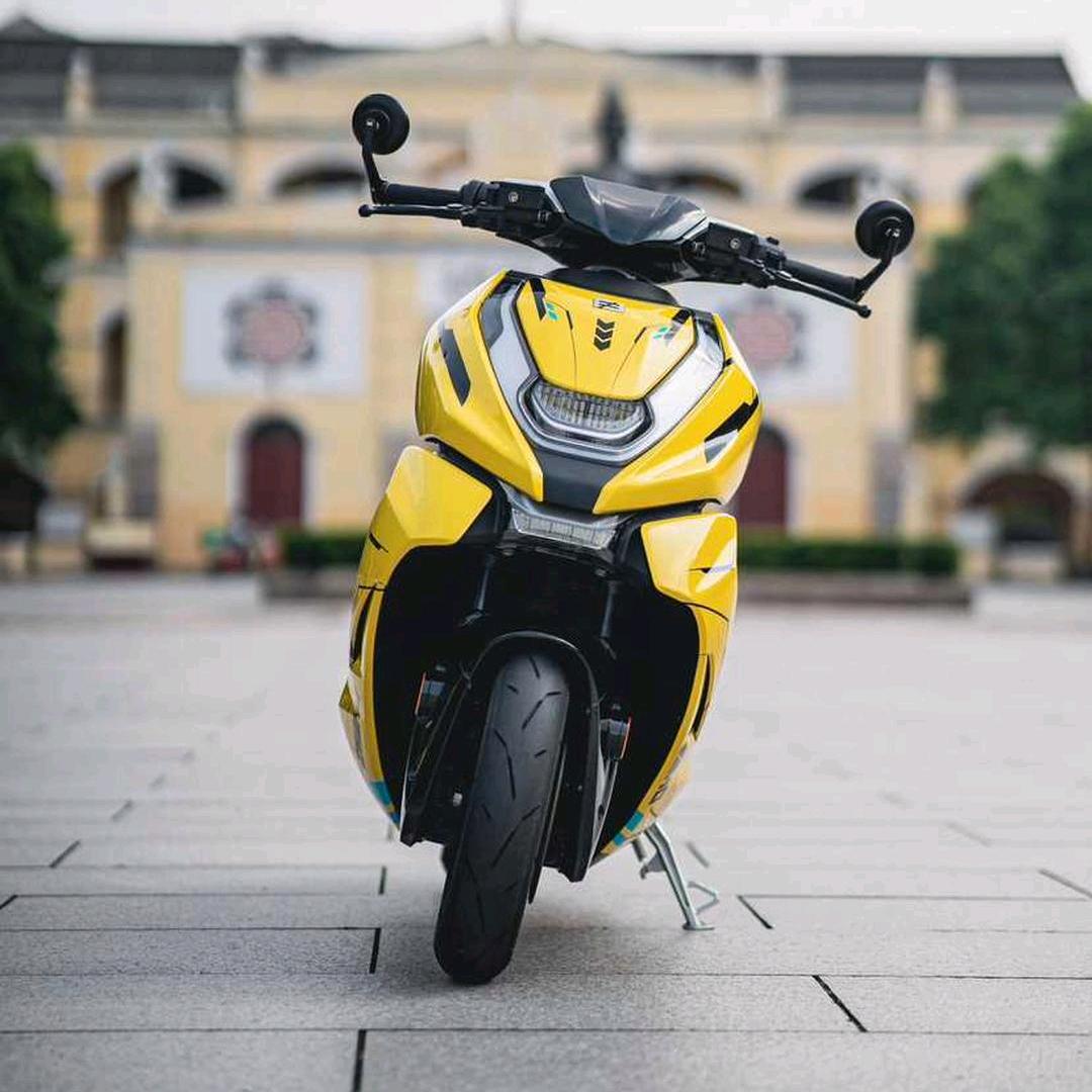 电摩精工（小罗）