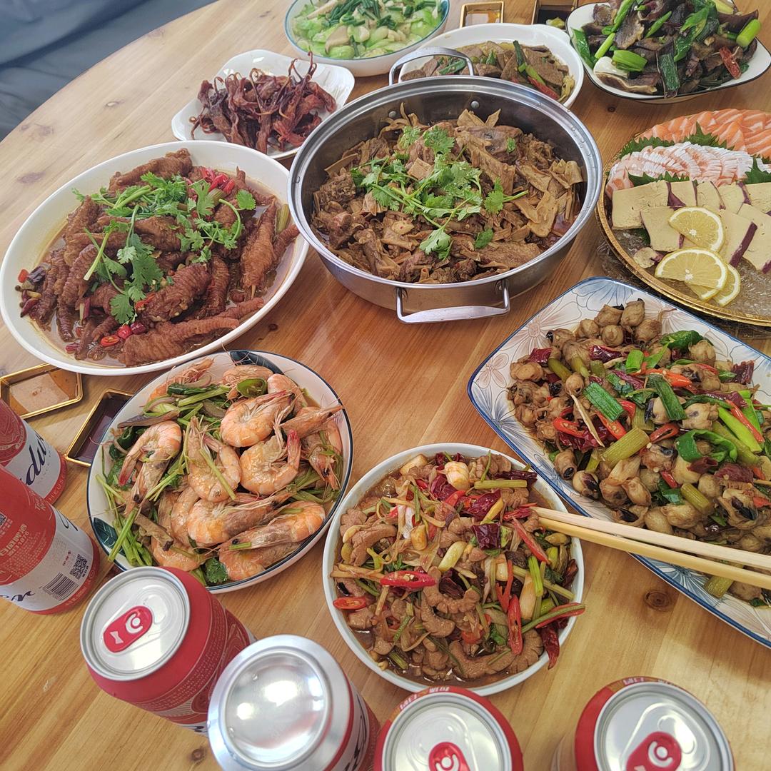 玲玲爱唱歌