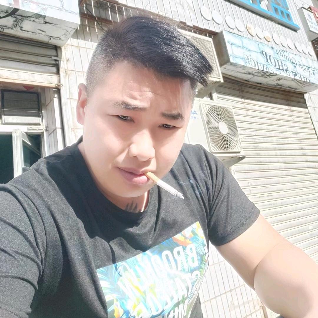 坪天侗寨小楊哥，（坪天牛协）