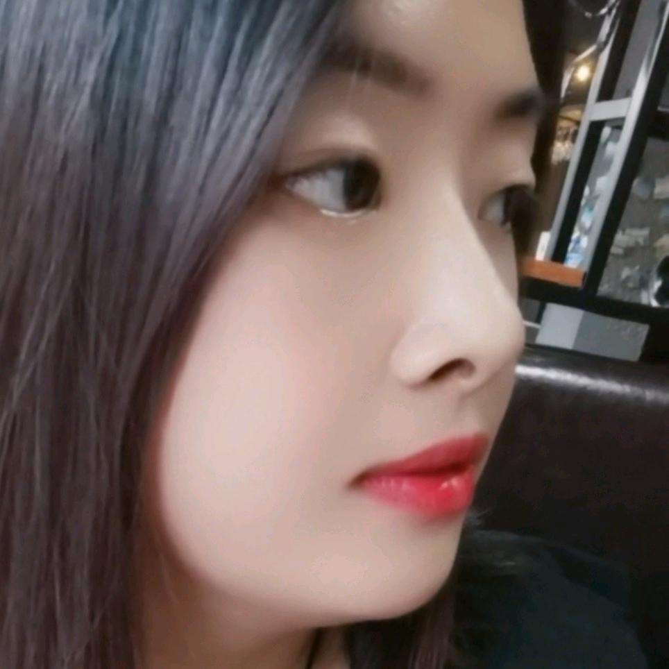 ੯‧̀͡₎᭄ྀི小丫头੯‧̀͡₎᭄ྀི