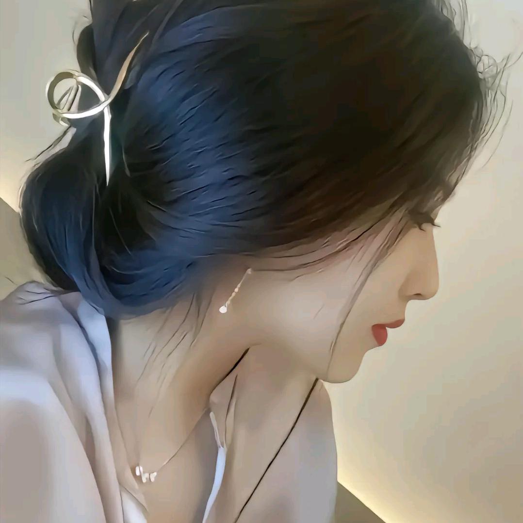 @᭄꯭傻丫头෴