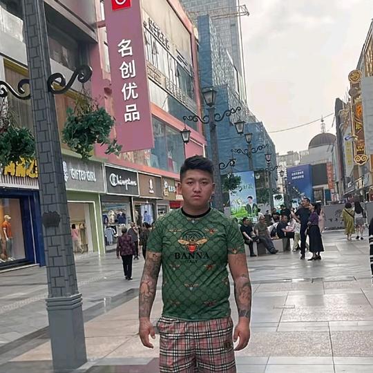 双湖男子