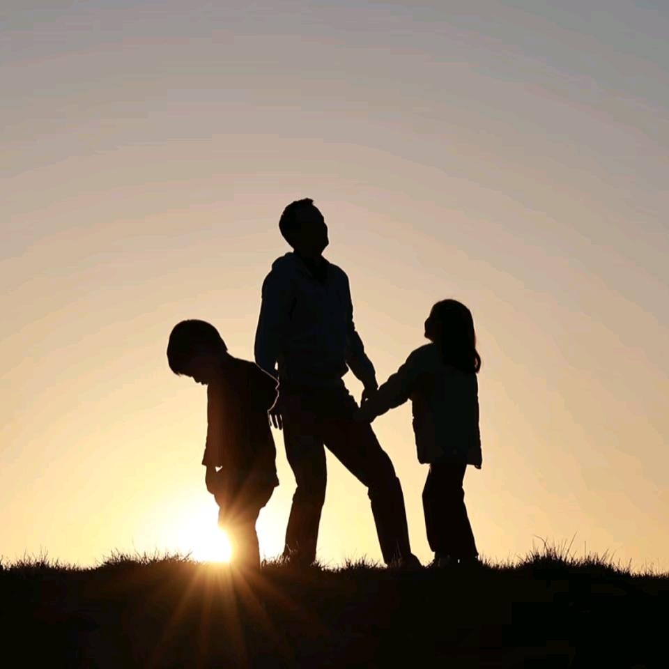 ღ᭄ꦿℳbℒℴѵℯ·mོꦿృ༊og⁵²º