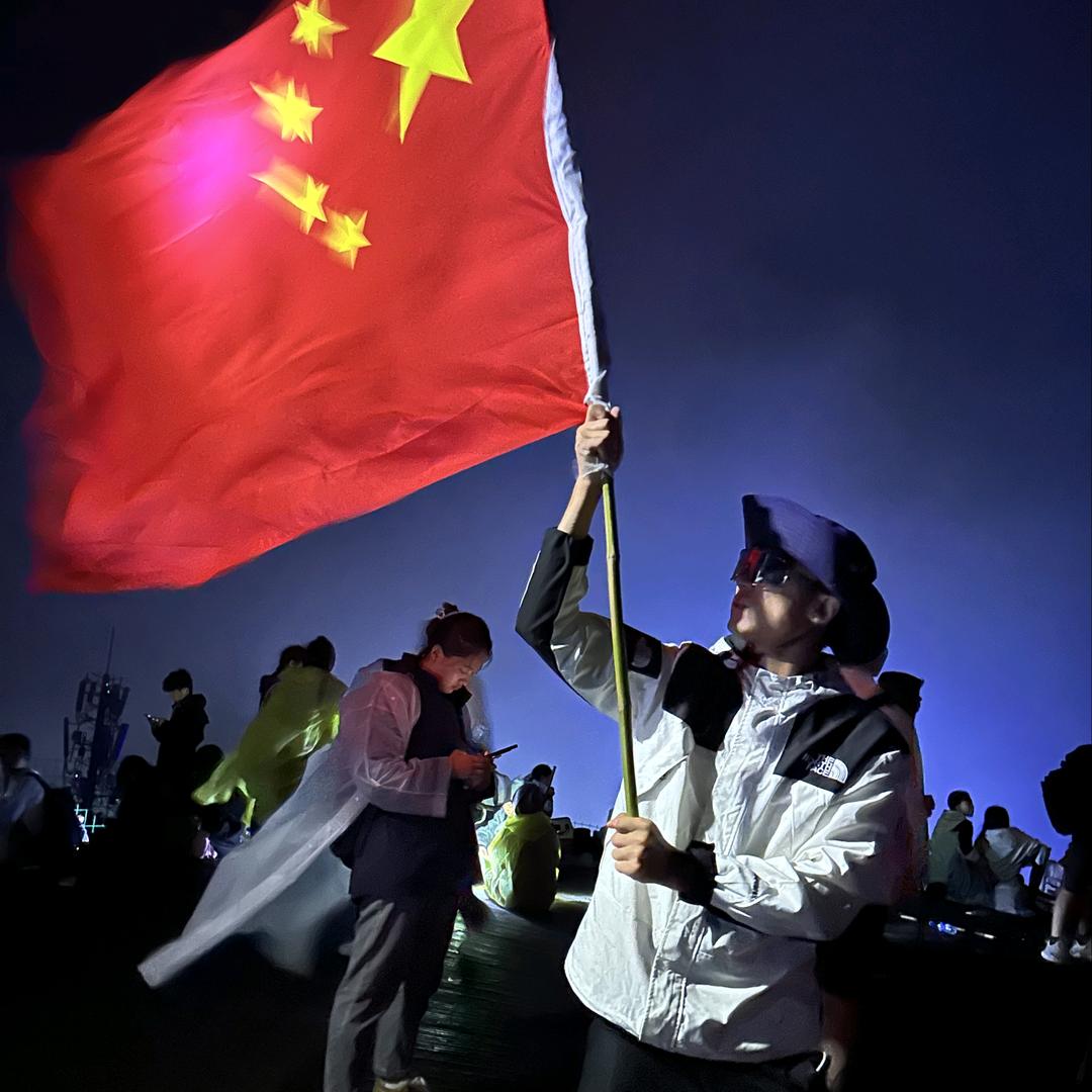 航拍摄影的饶同学